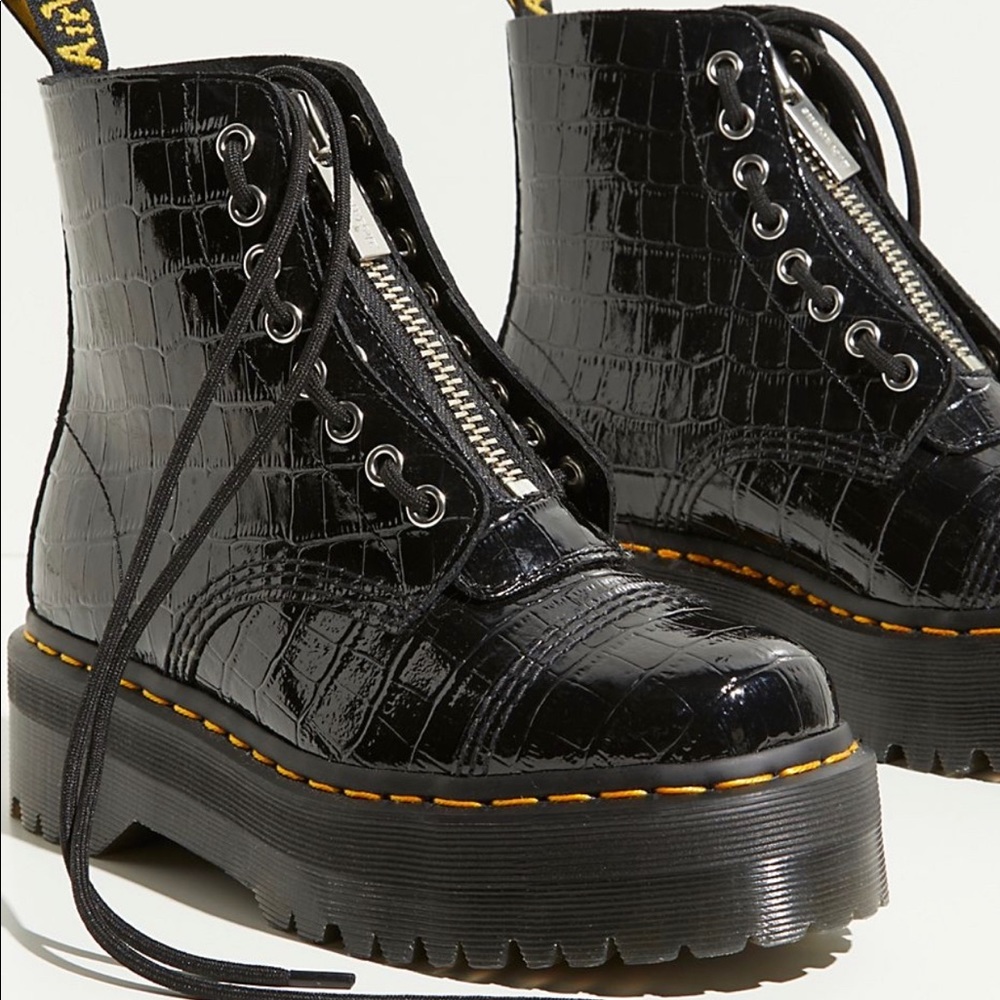 Dr Marten Sinclair Boots croc embossed